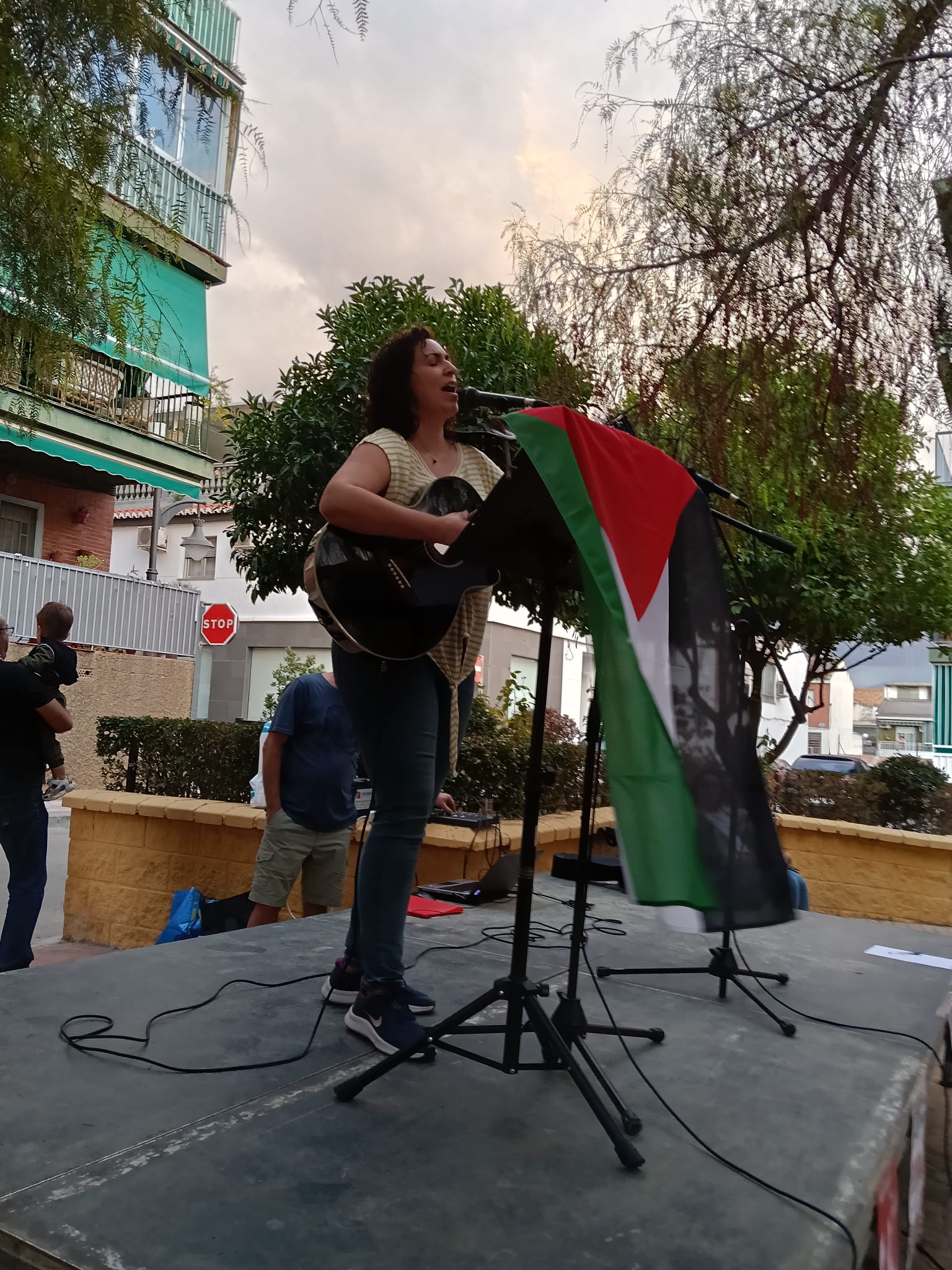 ATARFE: NUEVA CONCENTRACIÓN POR PALESTINA EN LA BARRIADA DE SANTA AMALIA